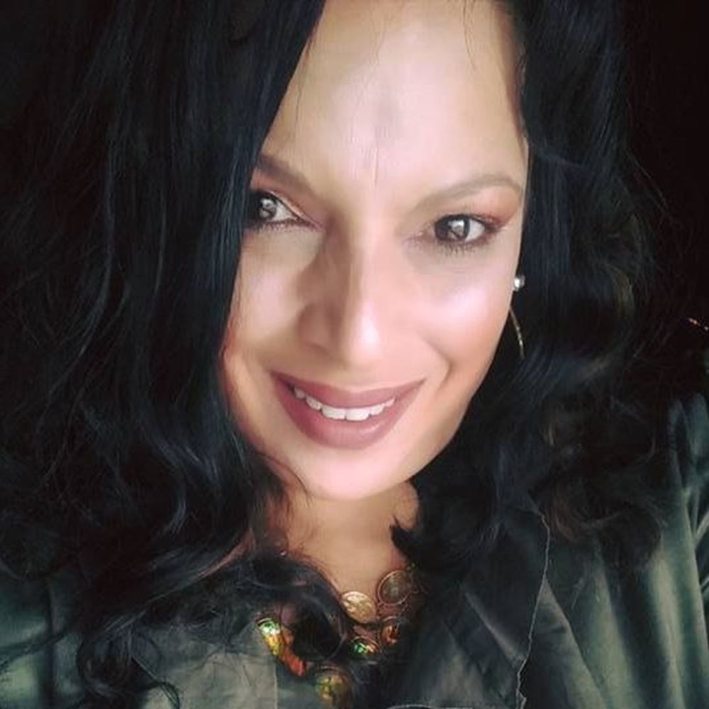 Meet your Posher, Teecie